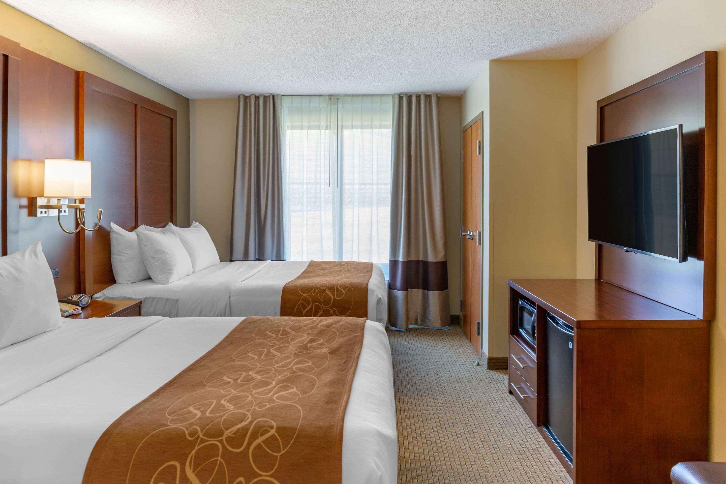 Comfort Suites Lancaster Amish Country Smoketown  Exterior foto